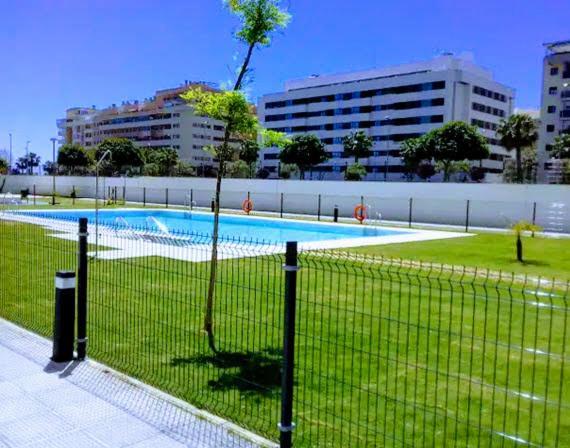Atico Con Piscina Y Vistas Al Mar Habitat Litoral Apartment Malaga Exterior photo