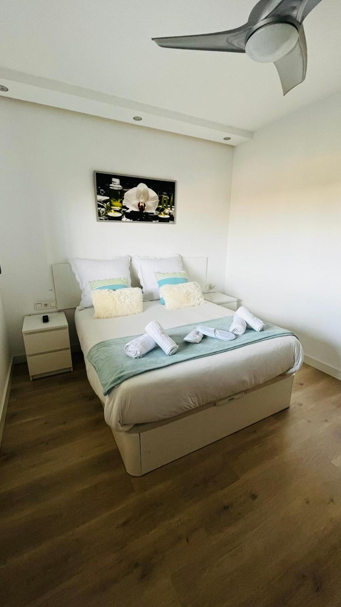 Atico Con Piscina Y Vistas Al Mar Habitat Litoral Apartment Malaga Exterior photo